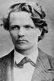 August 23 år